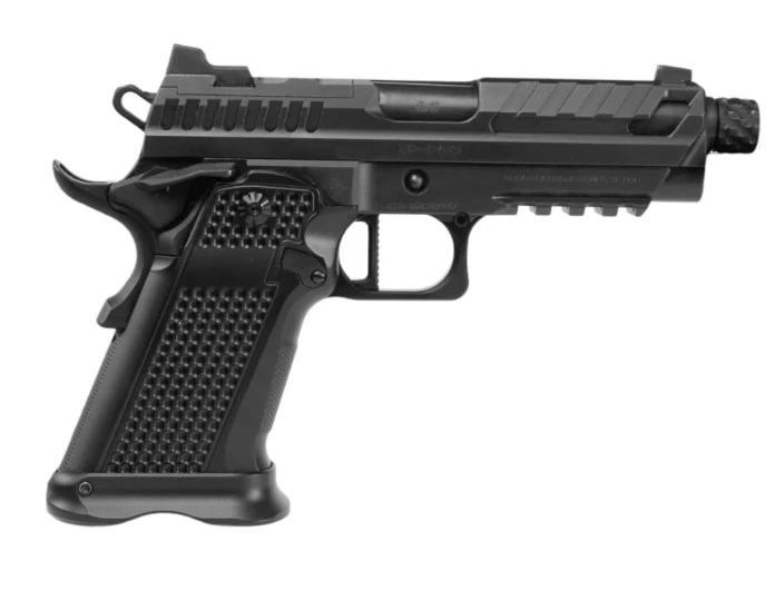 Fusion Firearms XP Pro 9mm pistol black, threaded muzzle, two 17-round magazines
