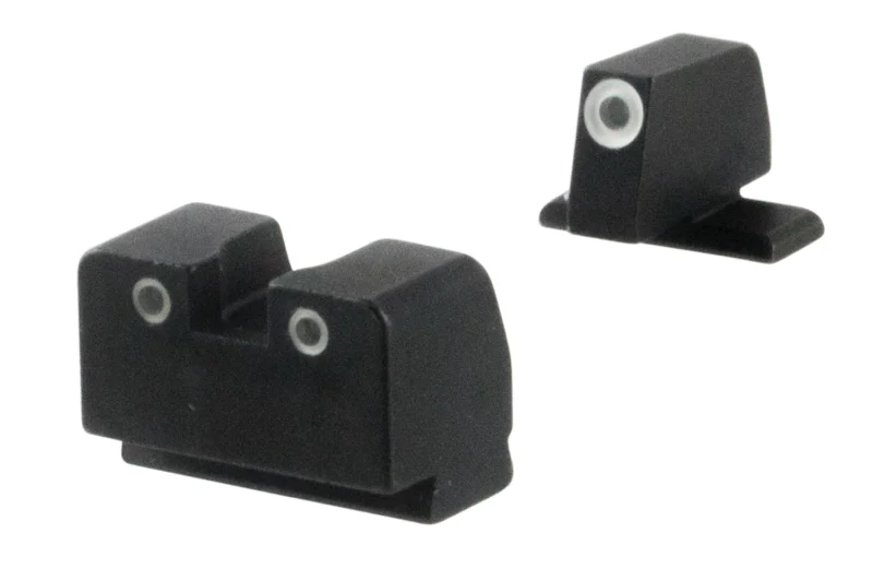 AmeriGlo SG181 optic-compatible tritium front and rear sight set in green with white outlines for Sig Sauer pistols