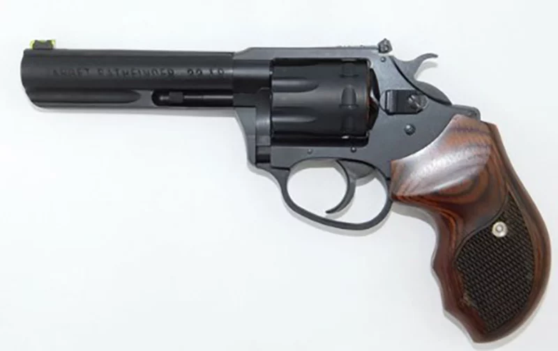 Charter Arms Pathfinder Lite Target .22 LR 4.2 inch revolver black frame rosewood grips